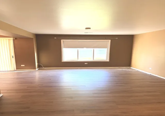 3rd image of 820 Sandra Dr #2C, University Park, IL 60484 | MLS# 12690266