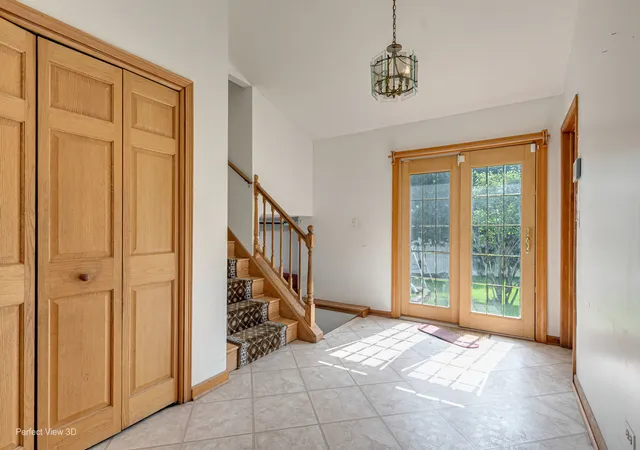 Photo 2 of Single family home for sale at 1605 S Main St, Lombard, IL 60148 | MLS# 12690270 | Listing updated on 2026-09-14