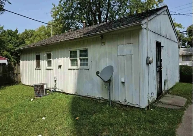 Homes for sale in Danville, IL | 1710 E English St, Danville, IL 61832 | MLS# 12690282