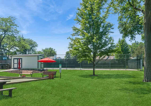 Homes for sale in Prospect Heights, IL | 513 Kingsmill Lane, Prospect Heights, IL 60070 | Houzeo