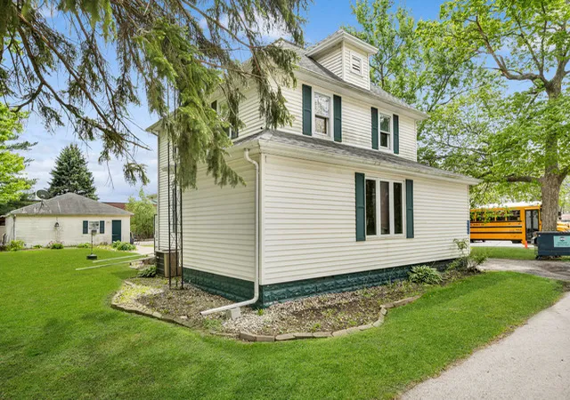 Homes for sale in Bourbonnais, IL | 5172 E Center St, Bourbonnais, IL 60914 | MLS# 12690319