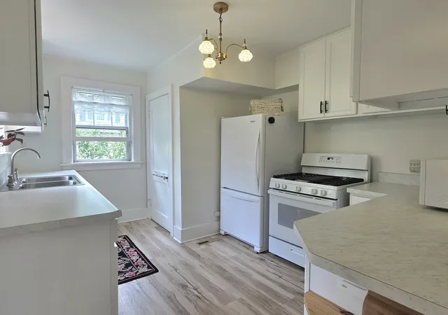 4th image of 138 Hickory St, Frankfort, IL 60423 | MLS# 12690370