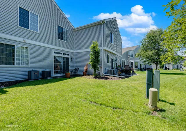 Homes for sale in Oswego, IL | 404 Cascade Ln #404, Oswego, IL 60543 | MLS# 12690379