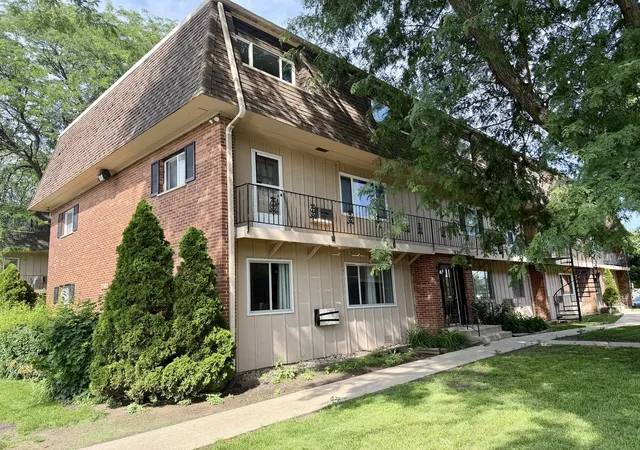 Photo 1 of Condo for sale at 2302 Algonquin Rd #9, Rolling Meadows, IL 60008 | MLS# 12690383 | Listing updated on 2026-09-18