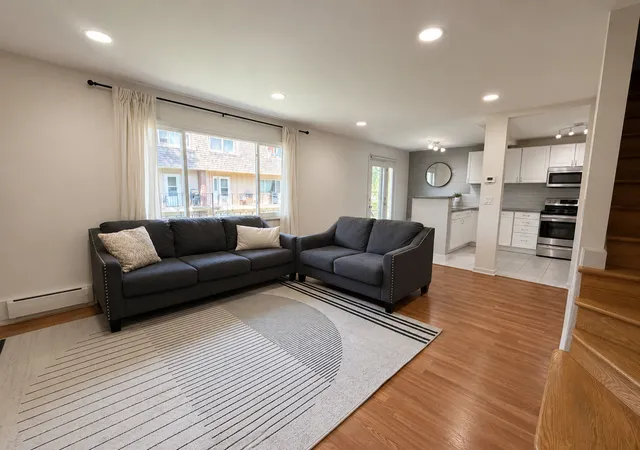 2nd image of 2302 Algonquin Rd #9, Rolling Meadows, IL 60008 | MLS# 12690383