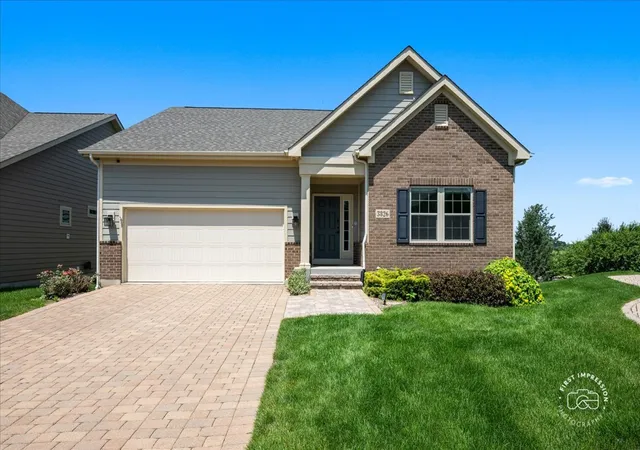 Homes for sale in Geneva, IL | 3826 Ridge Pointe Dr, Geneva, IL 60134 | MLS# 12690394