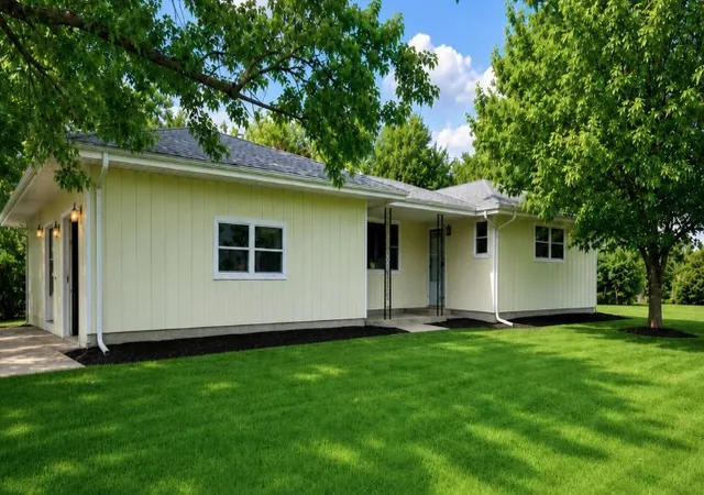 Homes for sale in Heyworth, IL | 603 Kenneth St, Heyworth, IL 61745 | MLS# 12690407