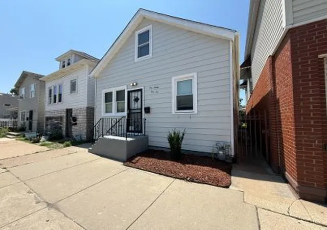 Homes for sale in Chicago, IL | 13410 S Brandon Ave, Chicago, IL 60633 | MLS# 12690430