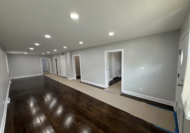 Homes for sale in Chicago, IL | 13410 S Brandon Ave, Chicago, IL 60633 | MLS# 12690430