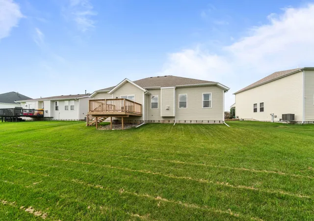 Homes for sale in Machesney Park, IL | 2939 Vaughndale Dr, Machesney Park, IL 61115 | MLS# 12690448