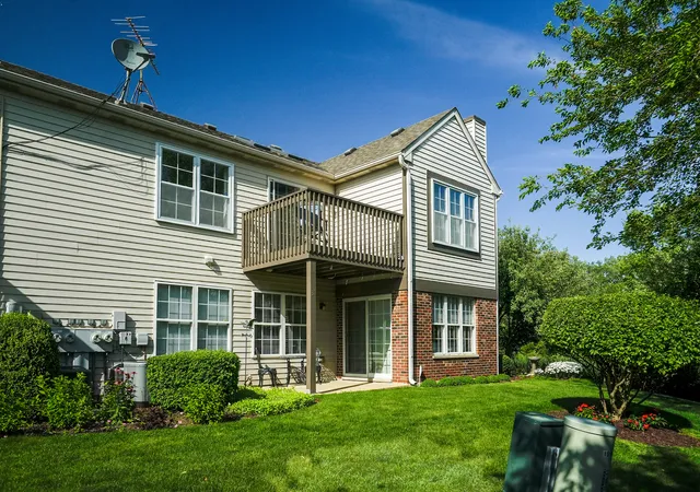 Homes for sale in Schaumburg, IL | 1994 Gary Ct, Schaumburg, IL 60193