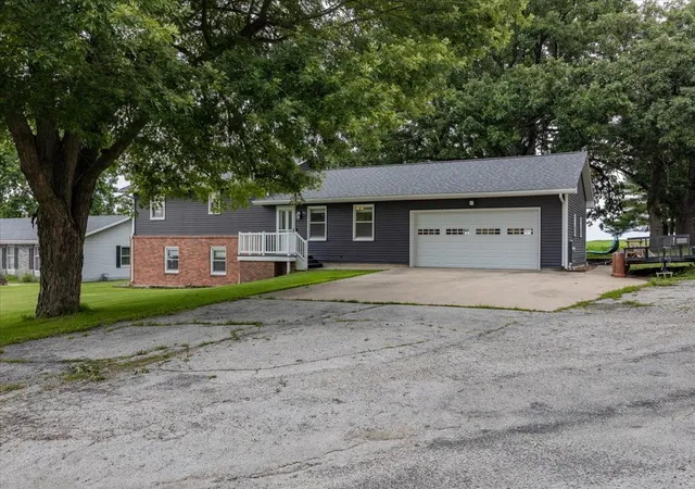 Homes for sale in Odell, IL | 1 Fraher Dr, Odell, IL 60460 | MLS# 12690508