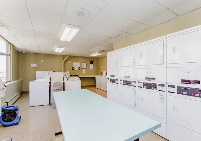 2nd image of 233 E Erie St, Chicago, IL 60611