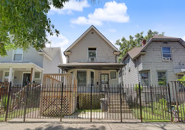 1st image of 848 N Lawler Ave, Chicago, IL 60651 | MLS# 12690545