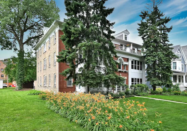 Homes for sale in Oak Park, IL | 113 S Scoville Ave #1S, Oak Park, IL 60302 | MLS# 12690590