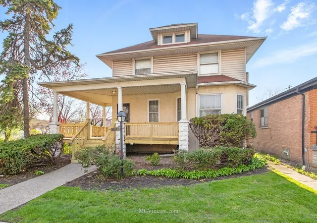1st image of 10130 S Lowe Ave, Chicago, IL 60628 | MLS# 12690606
