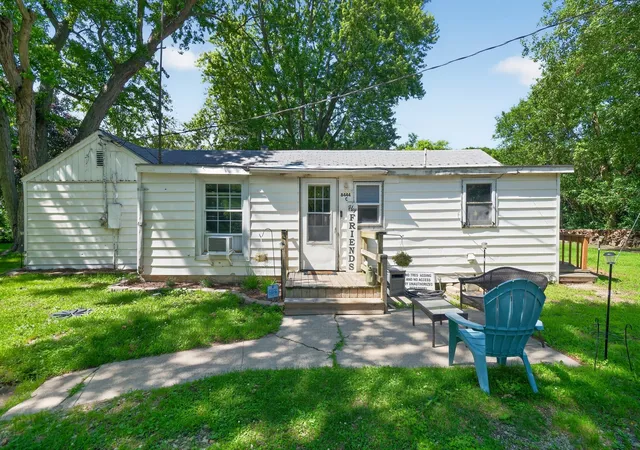 Homes for sale in Kankakee, IL | 8444 W State Route 17 Route W, Kankakee, IL 60901 | MLS# 12690635