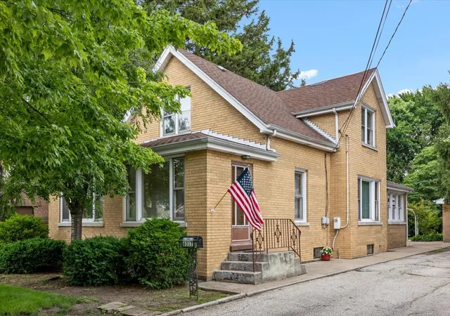 1st image of 6317 Kirschoff St, Rosemont, IL 60018 | MLS# 12690653