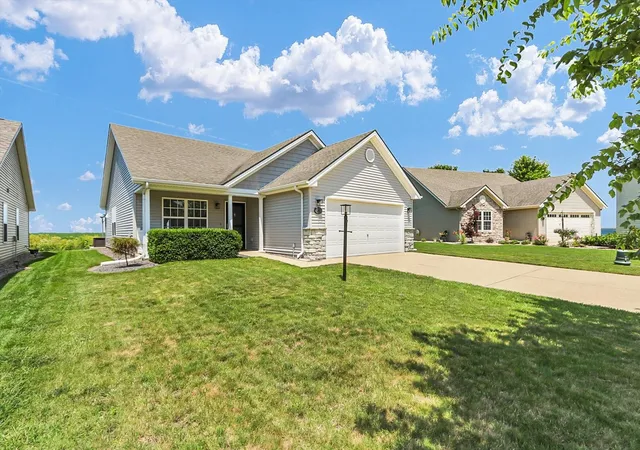 image of 404 Lauterbur Ln, Champaign, IL 61822 | MLS# 12690670
