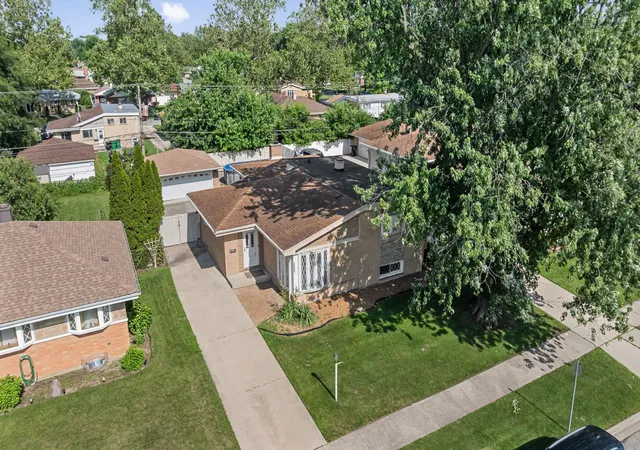 4th image of 2607 Mayfair Ave, Westchester, IL 60154 | MLS# 12690728