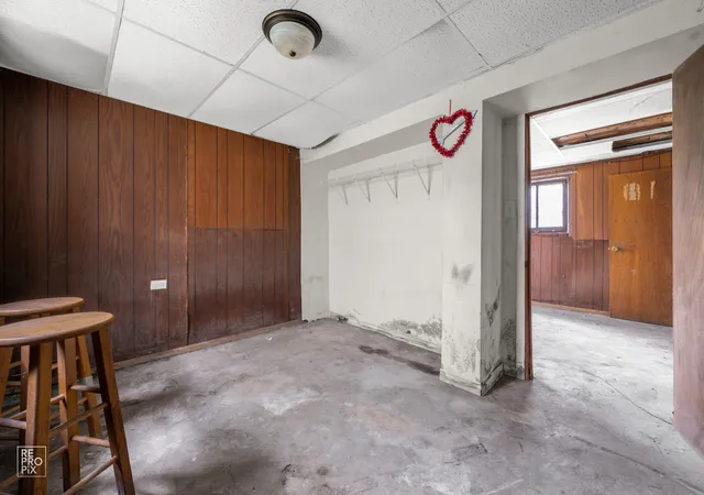 3rd image of 928 N Parkside Ave, Chicago, IL 60651 | MLS# 12690747