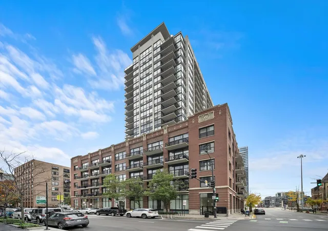 Homes for sale in Chicago, IL | 210 S Desplaines St #908, Chicago, IL 60661 | MLS# 12690776