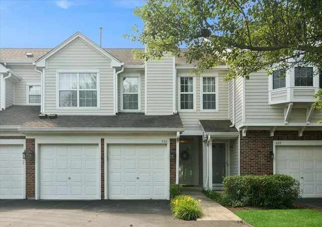Homes for sale in Vernon Hills, IL | 501 Grosse Pointe Cir, Vernon Hills, IL 60061 | MLS# 12690800