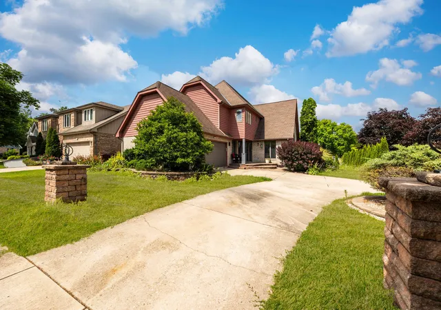 33rd image of 15700 Pine Rd, Oak Forest, IL 60452 | MLS# 12690854