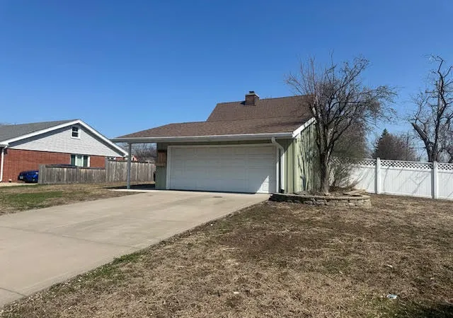 Photo 2 of Single family home for sale at 9843 Tulley Ave, Oak Lawn, IL 60453 | MLS# 12690881 | Listing updated on 2026-07-05