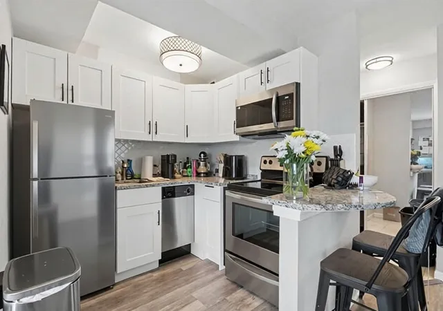 Homes for sale in Chicago, IL | 2909 N Sheridan Rd #1310, Chicago, IL 60657 | MLS# 12690884