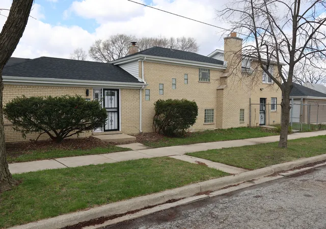 4th image of 400 W 96Th St, Chicago, IL 60628 | MLS# 12690897