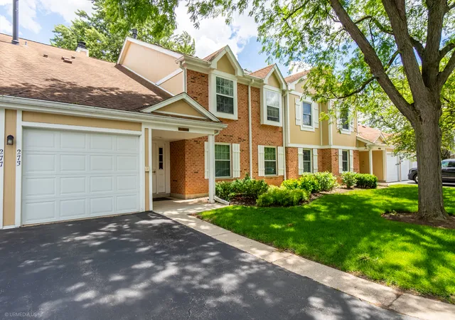 Homes for sale in Buffalo Grove, IL | 273 Appletree Ct #1-3-21, Buffalo Grove, IL 60089 | MLS# 12690922
