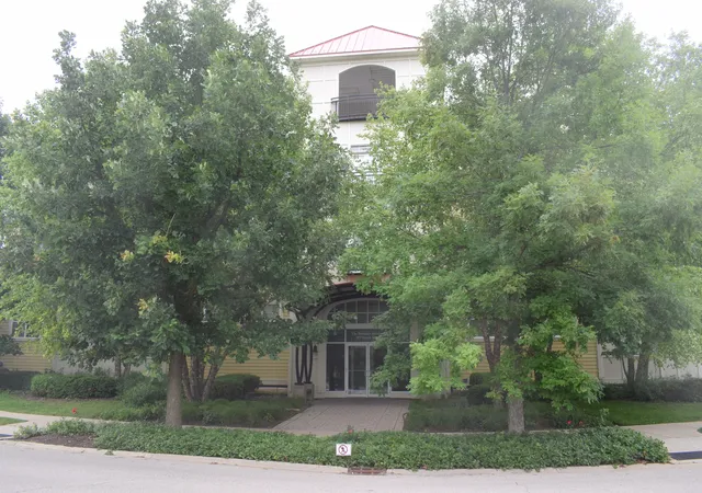 Homes for sale in Grayslake, IL | 977 Harris Rd #32, Grayslake, IL 60030 | MLS# 12690929