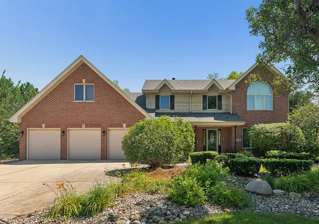 Photo 1 of Single family home for sale at 25619 S Bristol Ln, Monee, IL 60449 | MLS# 12691000 | Listing updated on 2026-08-12