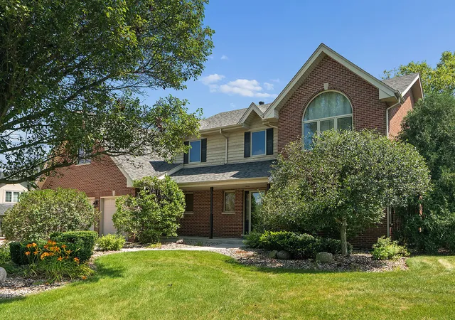 Photo 4 of Single family home for sale at 25619 S Bristol Ln, Monee, IL 60449 | MLS# 12691000 | Listing updated on 2026-08-12
