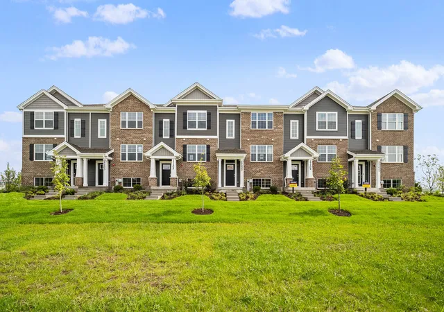 Homes for sale in Tinley Park, IL | 17398 Ulster Dr, Tinley Park, IL 60477 | MLS# 12691009