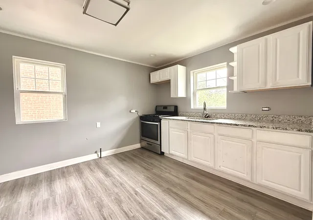 Photo 4 of Single family home for sale at 10649 S Sangamon St, Chicago, IL 60643 | MLS# 12691036 | Listing updated on 2026-09-24