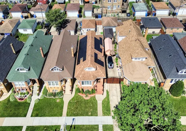 4th image of 2924 N Linder Ave, Chicago, IL 60641 | MLS# 12691047