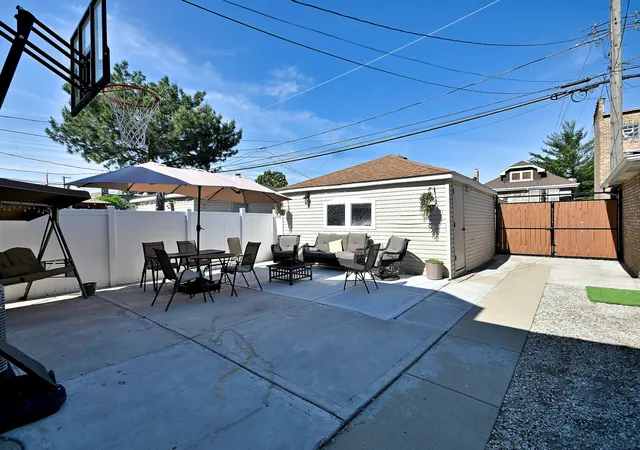 5th image of 2924 N Linder Ave, Chicago, IL 60641 | MLS# 12691047