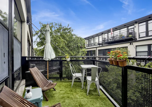 Homes for sale in Chicago, IL | 1110 W 15th Street, Chicago, IL 60608 | Houzeo