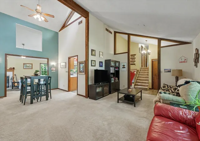 Homes for sale in Urbana, IL | 1508 Trails Dr, Urbana, IL 61802 | MLS# 12691063
