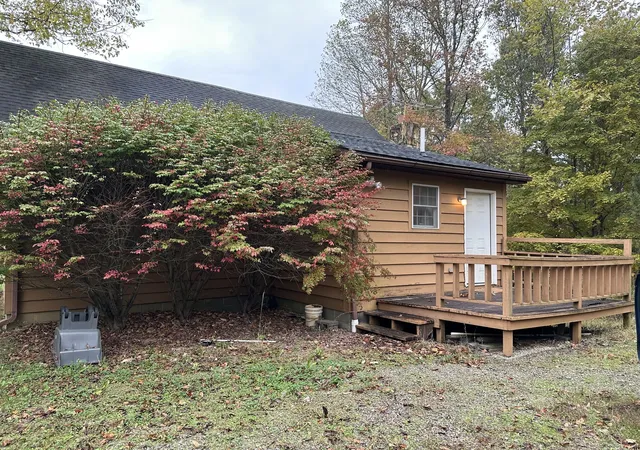Photo 2 of Single family home for sale at 153 Rock Crk Rd, Cave In Rock, IL 62919 | MLS# 12691121 | Listing updated on 2026-08-02