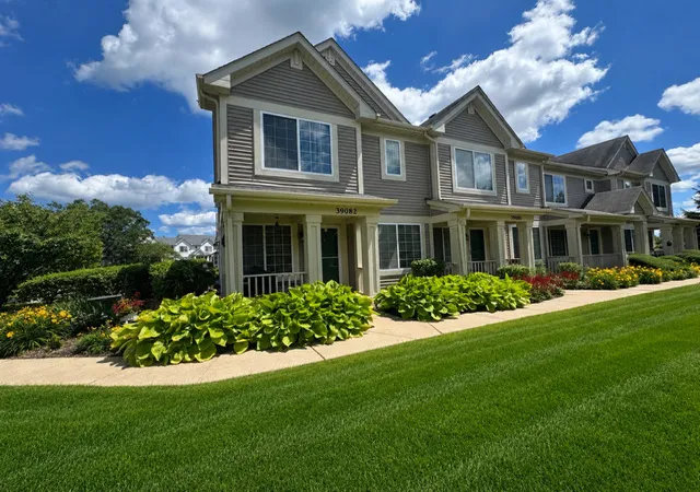 Homes for sale in Beach Park, IL | 39082 Welsh Ln, Beach Park, IL 60083 | MLS# 12691124