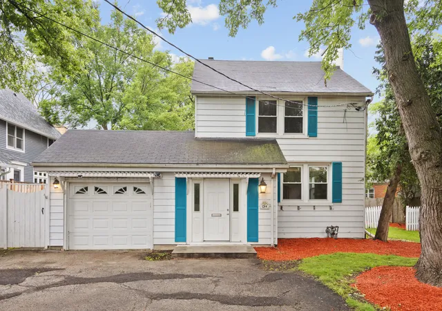 Homes for sale in Glenview, IL | 1314 Glenview Rd, Glenview, IL 60025 | MLS# 12691130