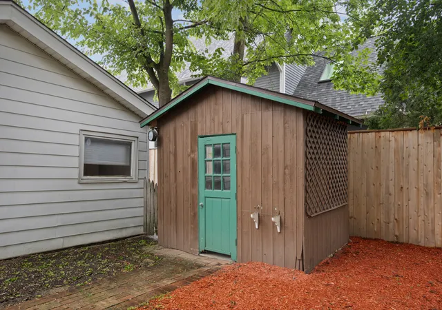 Homes for sale in Glenview, IL | 1314 Glenview Rd, Glenview, IL 60025 | MLS# 12691130