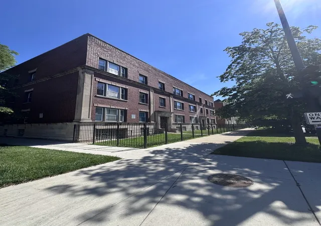 Photo 3 of Sale Pending at 4358 W Washington Blvd #204, Chicago, IL 60624 | MLS# 12691133 | Listing updated on 2026-09-04