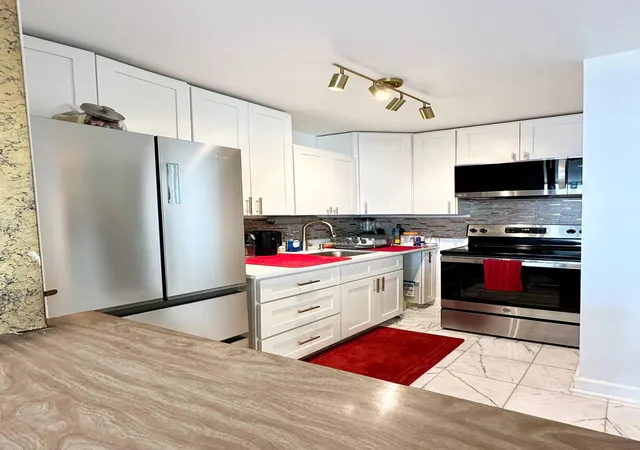 4th image of 4250 N Marine Dr #2414, Chicago, IL 60613 | MLS# 12691147