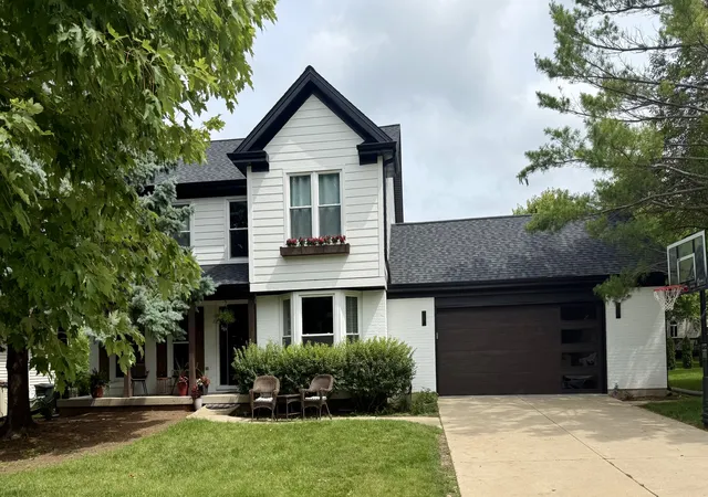Homes for sale in Sycamore, IL | 1127 Yorkshire Ave, Sycamore, IL 60178 | MLS# 12691170