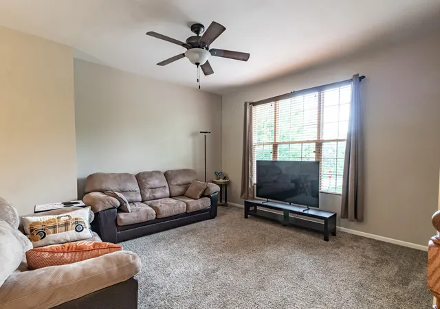 Homes for sale in Grayslake, IL | 1631 Station Park Dr, Grayslake, IL 60030 | MLS# 12691223