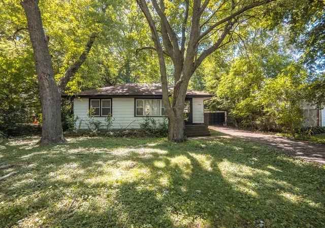 Photo 1 of Single family home for sale at 622 N Main St, Lombard, IL 60148 | MLS# 12691227 | Listing updated on 2026-07-31